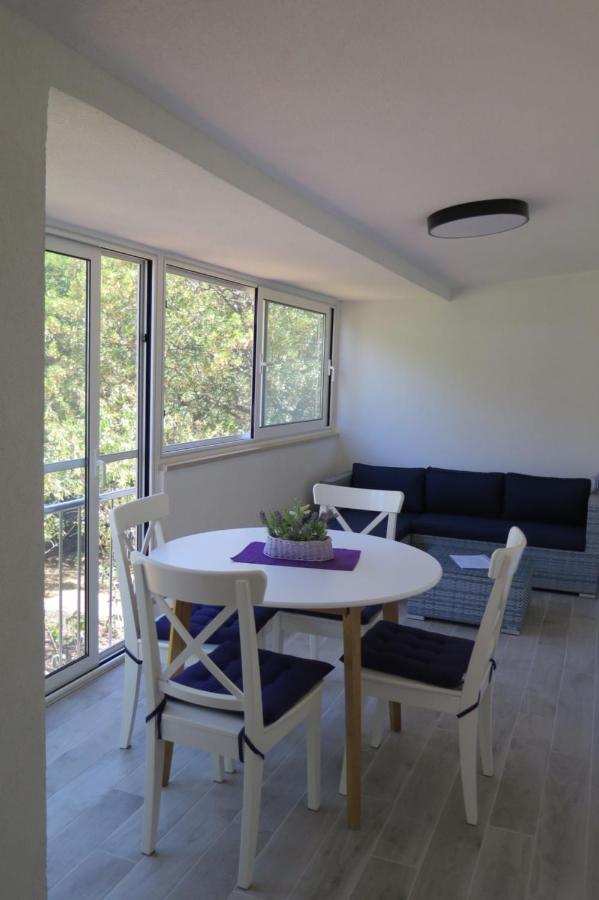 Lumbrela Apartments Starigrad Paklenica Exteriér fotografie