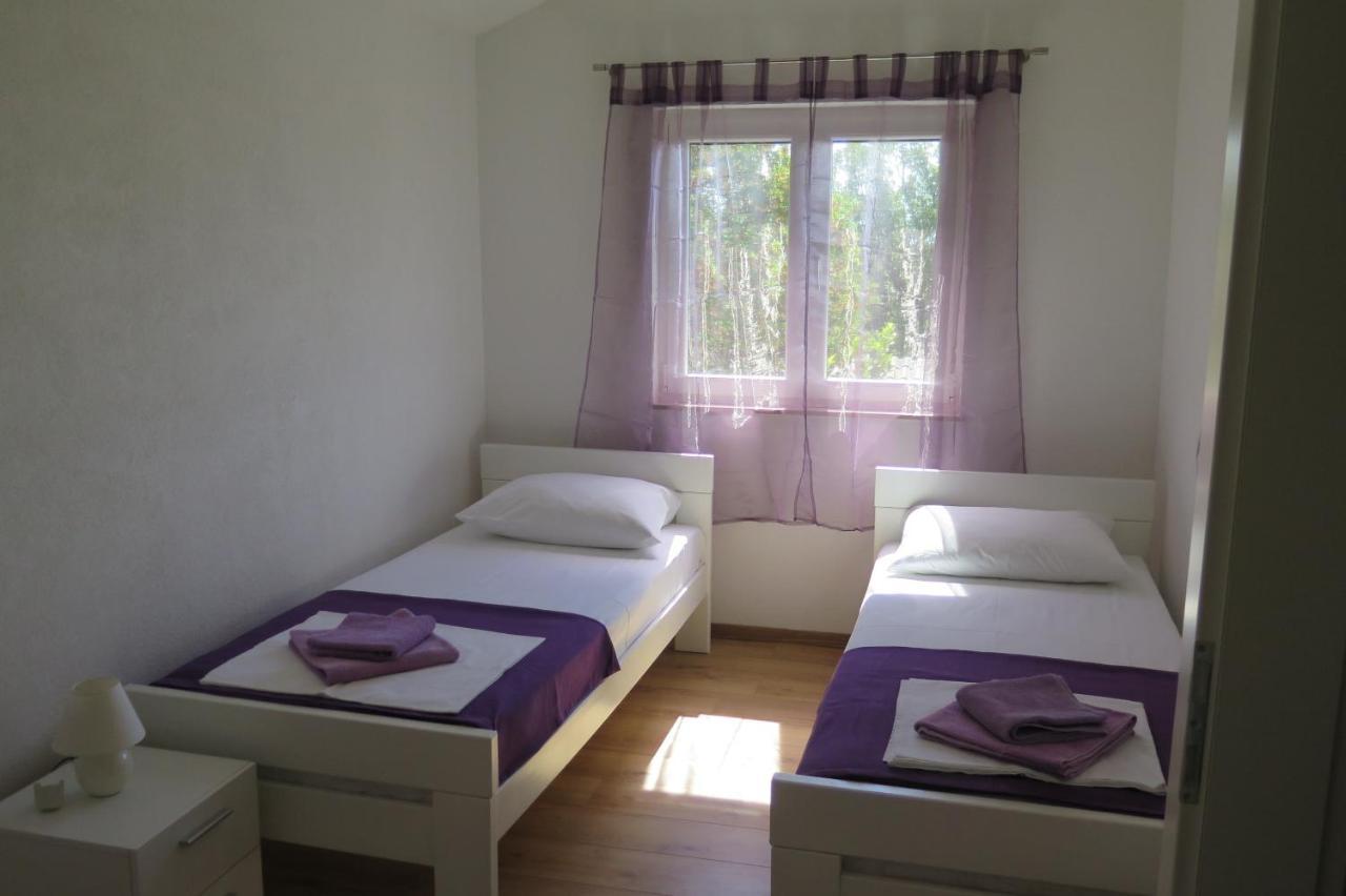 Lumbrela Apartments Starigrad Paklenica Exteriér fotografie