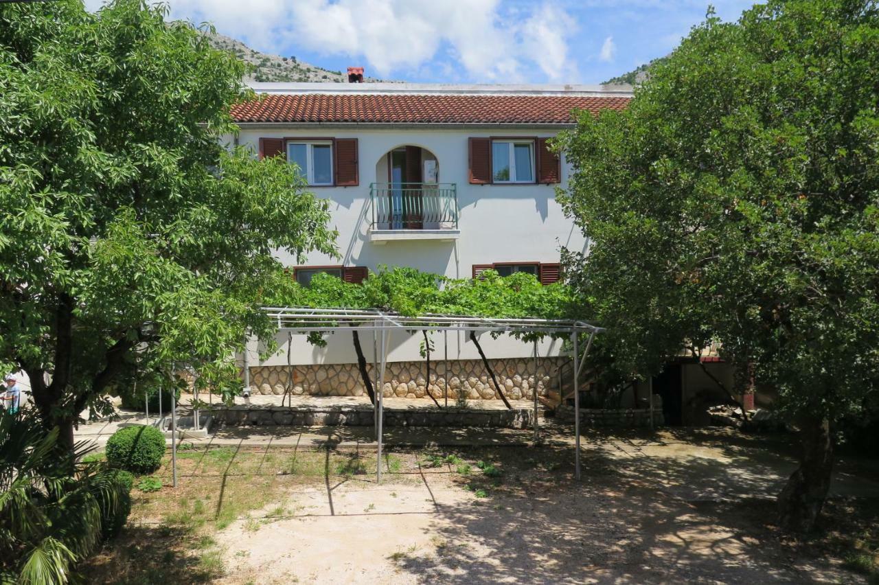 Lumbrela Apartments Starigrad Paklenica Exteriér fotografie