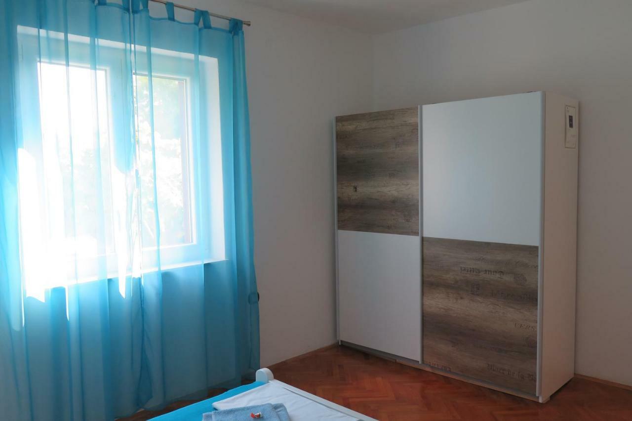 Lumbrela Apartments Starigrad Paklenica Exteriér fotografie